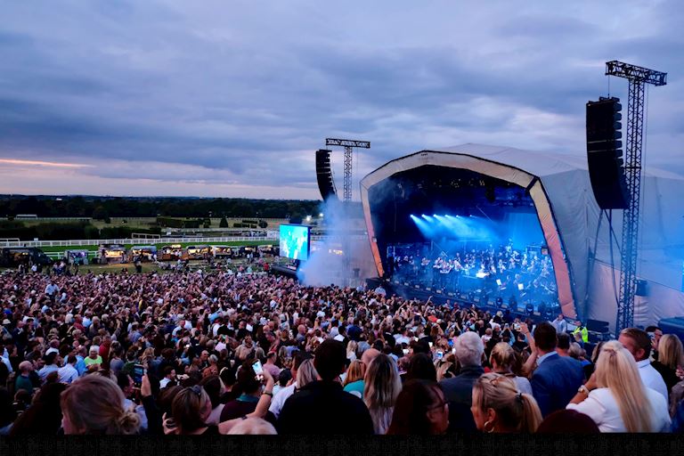 Pete Tong Sandown Park 1.jpg