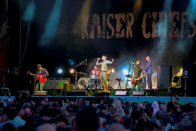 Kaiser Chiefs Newmarket 3.jpg